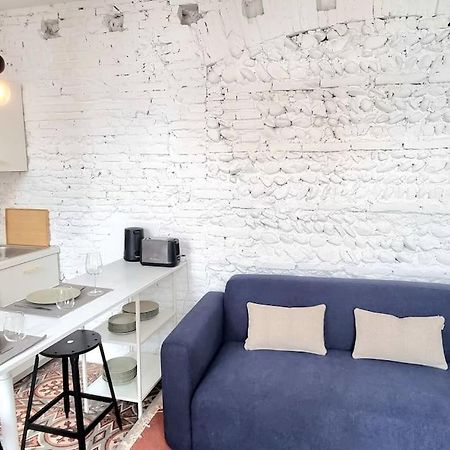 Grand Studio Avec Terrasse - Gare - Metro - Wifi Toulouse Eksteriør bilde